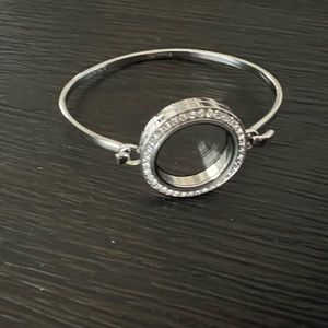 Origami Owl Bracelet NWOT